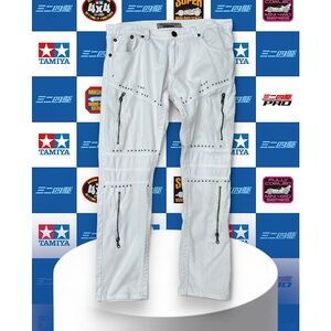 Demolition Men's Relaxed Fit Jeans - White in size 36 Waist 28.5 Inseam Reg Rise